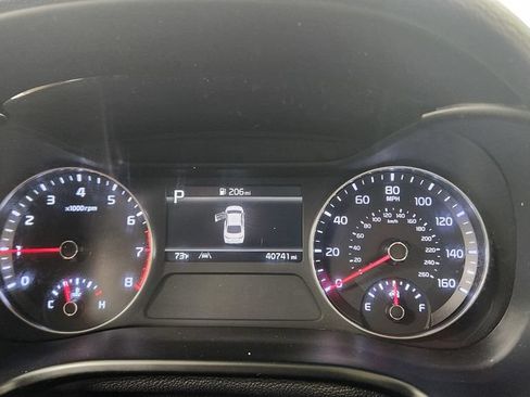 Used 2023 Kia Forte LXS w/ LXS Technology Package FWD image 19