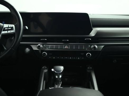 Certified 2025 Kia Telluride S FWD image 37