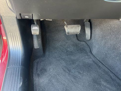 Used 2020 Dodge Challenger SXT image 44