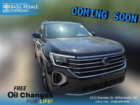 Used 2025 Volkswagen Atlas SE FWD image 1