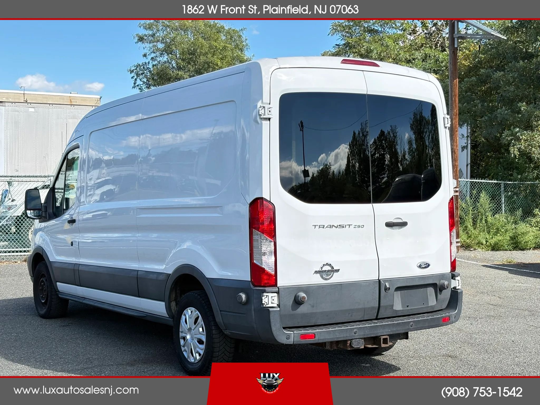 Used 2015 Ford Transit 250 148 Medium Roof RWD image 7