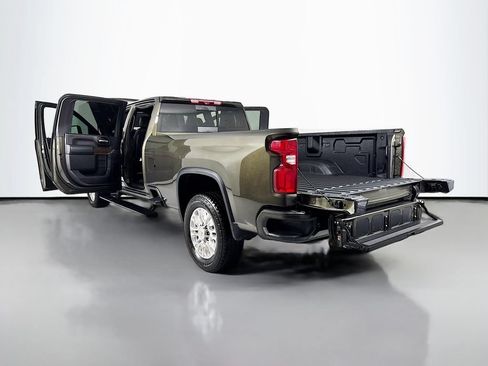 Used 2023 Chevrolet Silverado 3500 High Country w/ Z71 Off-Road Package AWD/4WD image 27