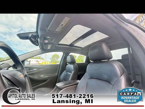 Used 2017 Chevrolet Malibu LT w/ Leather Package FWD image 14