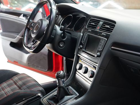 Used 2016 Volkswagen GTI S image 52