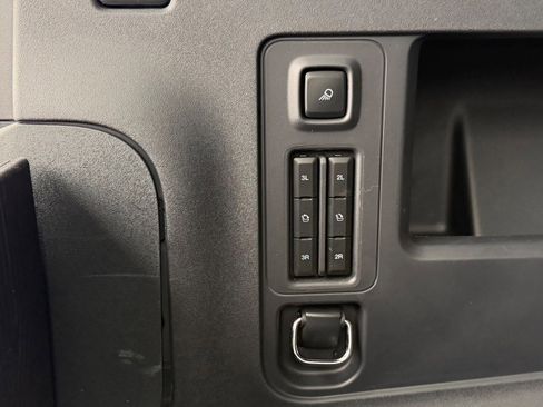 Certified 2025 Ford Expedition Max Platinum w/ Stealth Appearance Package image 9