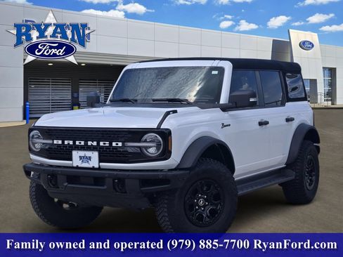 Used 2024 Ford Bronco Wildtrak AWD/4WD image 1