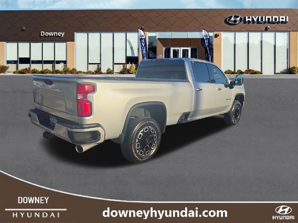 Used 2021 Chevrolet Silverado 3500 High Country AWD/4WD image 2