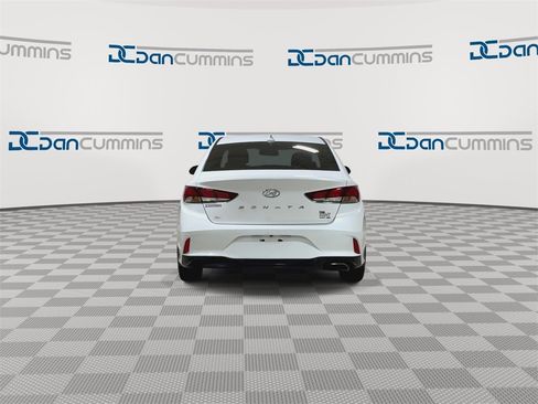 Used 2018 Hyundai Sonata SE image 7