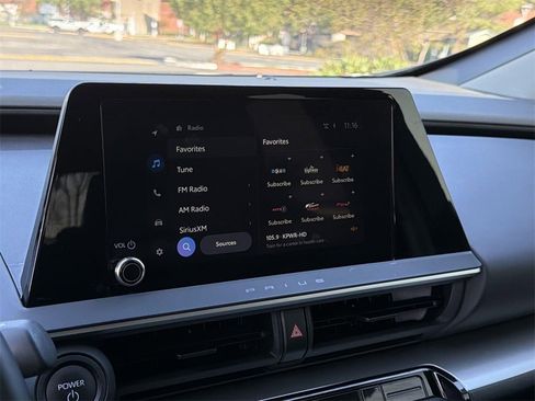 Used 2023 Toyota Prius LE image 14