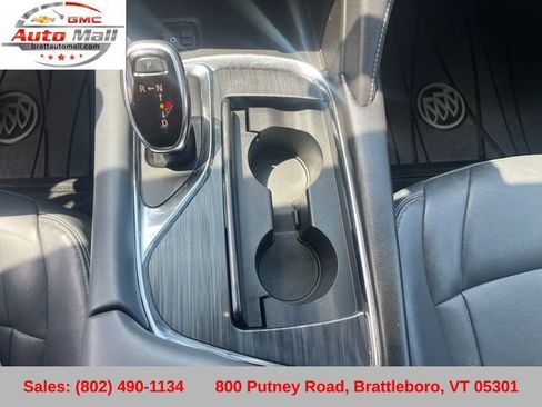 Used 2021 Buick Enclave Premium w/ Sun and Sites Package AWD/4WD image 20