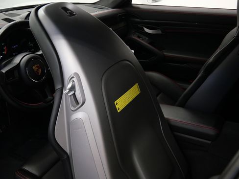 Used 2016 Porsche 911 R RWD image 35