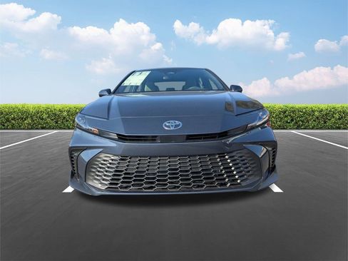 New 2026 Toyota Camry SE FWD image 9