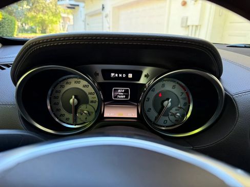 Used 2013 Mercedes-Benz SL 550 w/ Premium Pkg image 8