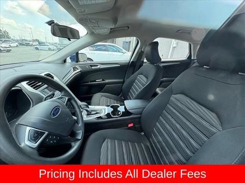 Used 2016 Ford Fusion SE FWD image 9
