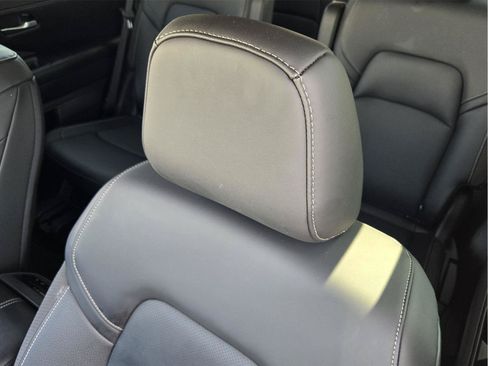 Used 2026 Nissan Pathfinder SL w/ SL Premium Package FWD image 22