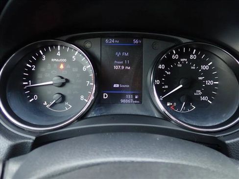 Used 2018 Nissan Rogue SV w/ Premium Package AWD/4WD image 27