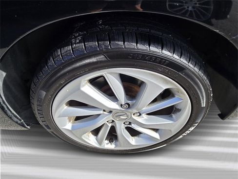 Used 2018 Acura ILX image 8