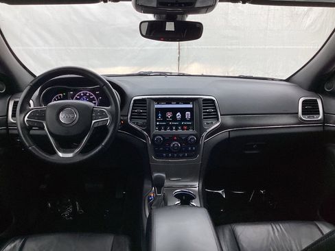 Used 2018 Jeep Grand Cherokee Limited AWD/4WD image 26