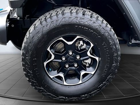 Used 2021 Jeep Wrangler Unlimited Rubicon w/ Dual Top Group image 8