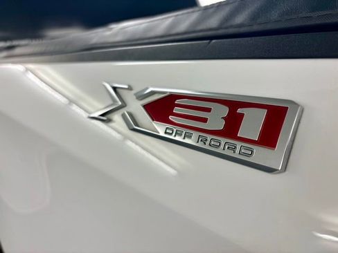 Used 2022 GMC Sierra 1500 Elevation AWD/4WD image 11