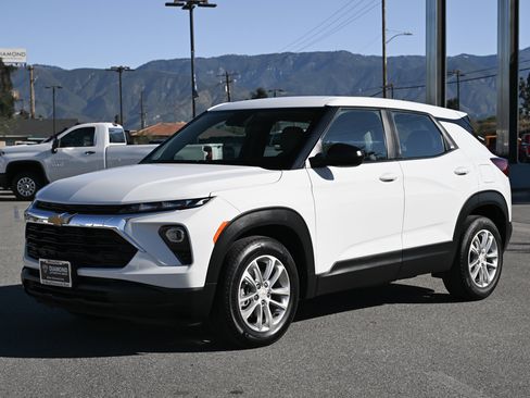 Used 2024 Chevrolet TrailBlazer LS image 8