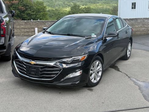 Used 2024 Chevrolet Malibu LT w/ LPO, Floor Liner Package FWD image 1