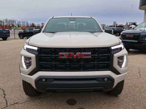 New 2026 GMC Canyon Elevation w/ Convenience Package image 22