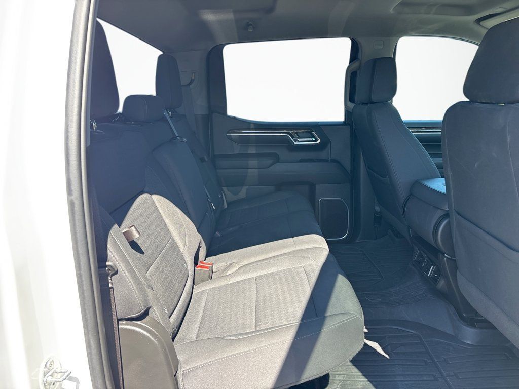 Used 2023 GMC Sierra 1500 Elevation AWD/4WD image 16