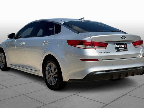 Used 2020 Kia Optima LX image 10