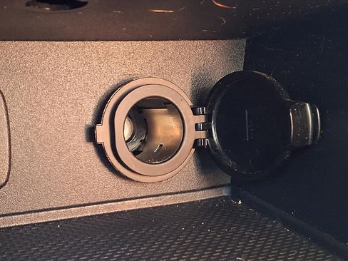 Used 2023 Subaru Crosstrek 2.0i image 16