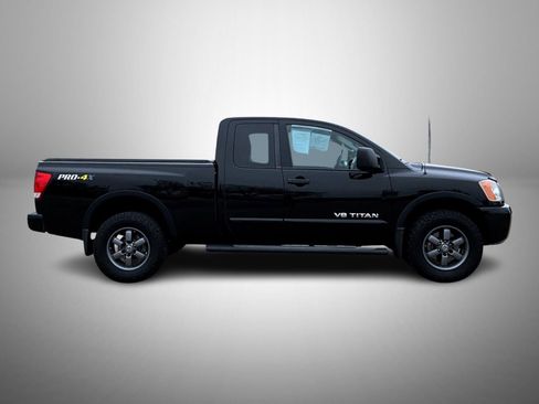 Used 2014 Nissan Titan PRO-4X image 4