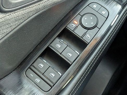 Used 2023 Nissan Rogue SV FWD image 24