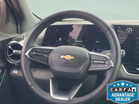 Used 2025 Chevrolet Equinox LT w/ Convenience Package II image 26