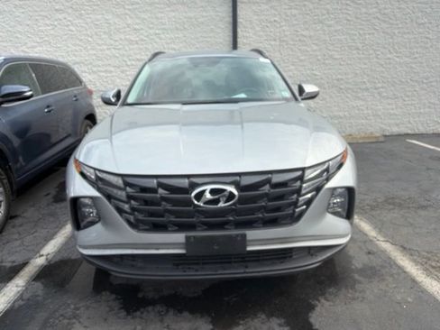 Used 2023 Hyundai Tucson SEL w/ Winter Package AWD/4WD image 2