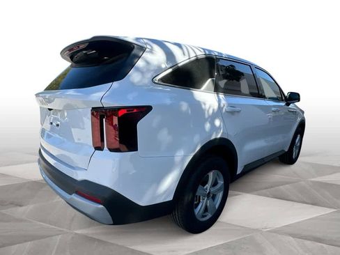 New 2026 Kia Sorento LX image 8