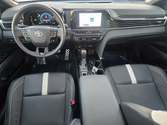 Certified 2025 Toyota Camry SE FWD image 11