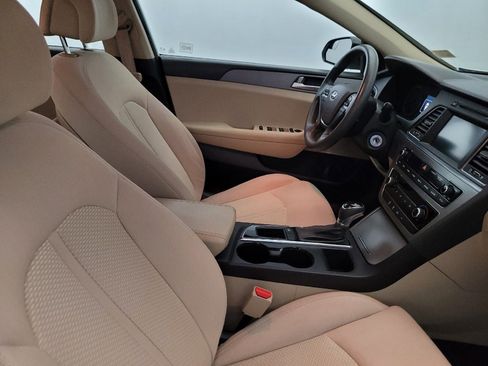 Used 2017 Hyundai Sonata SE FWD image 21