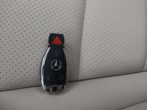 Used 2016 Mercedes-Benz C 300 4MATIC Sedan w/ Premium 1 Package image 32