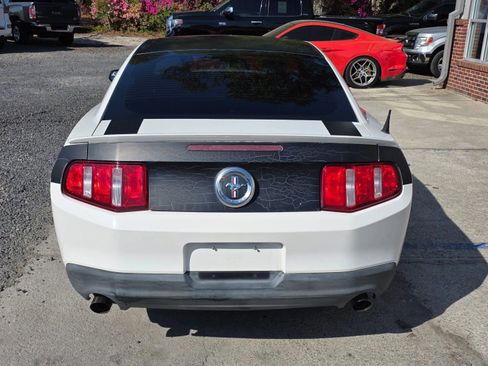 Used 2012 Ford Mustang Coupe RWD image 7