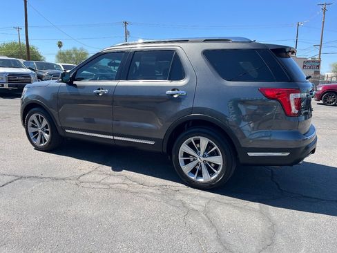 Used 2018 Ford Explorer Limited FWD image 8