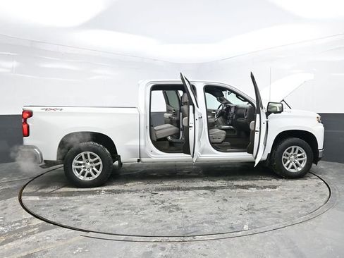 Used 2020 Chevrolet Silverado 1500 LTZ w/ LTZ Convenience Package image 46