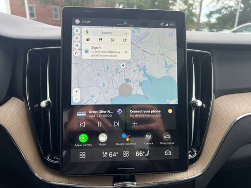 New 2026 Volvo XC60 B5 Plus w/ Protection Package Premier image 17