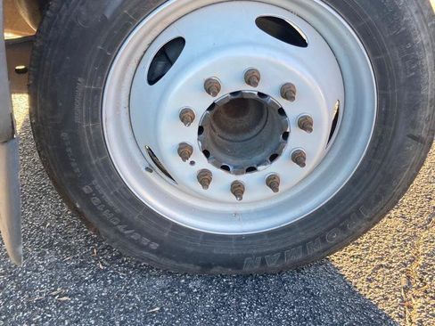 Used 2005 Ford F450 XL RWD image 14