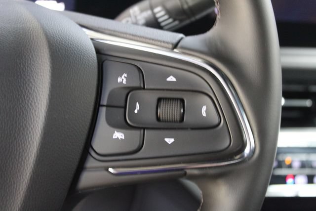 Certified 2025 Buick Envista Avenir FWD image 17