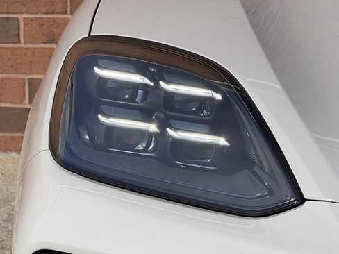 New 2026 Porsche Cayenne E-Hybrid Coupe image 12