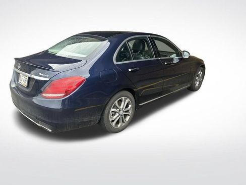 Used 2017 Mercedes-Benz C 300 4MATIC Sedan image 3