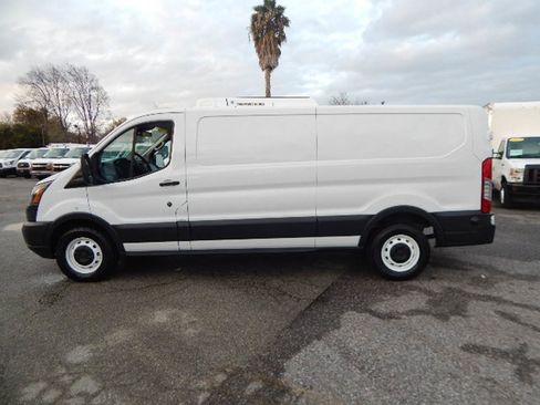 Used 2018 Ford Transit 250 148 Low Roof image 3