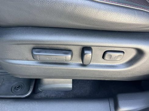 Used 2025 Honda Ridgeline Black Edition image 29