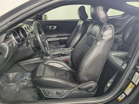 Used 2023 Ford Mustang GT RWD image 12