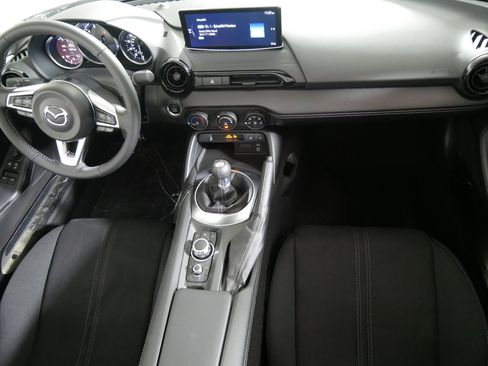 New 2026 MAZDA MX-5 Miata Club w/ Interior Package RWD image 3